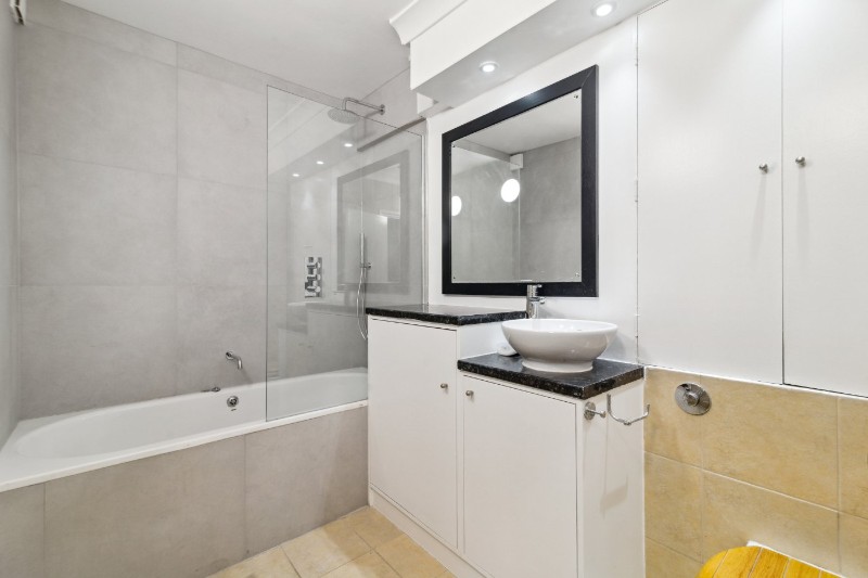 Gloucester Terrace, Bayswater, W2