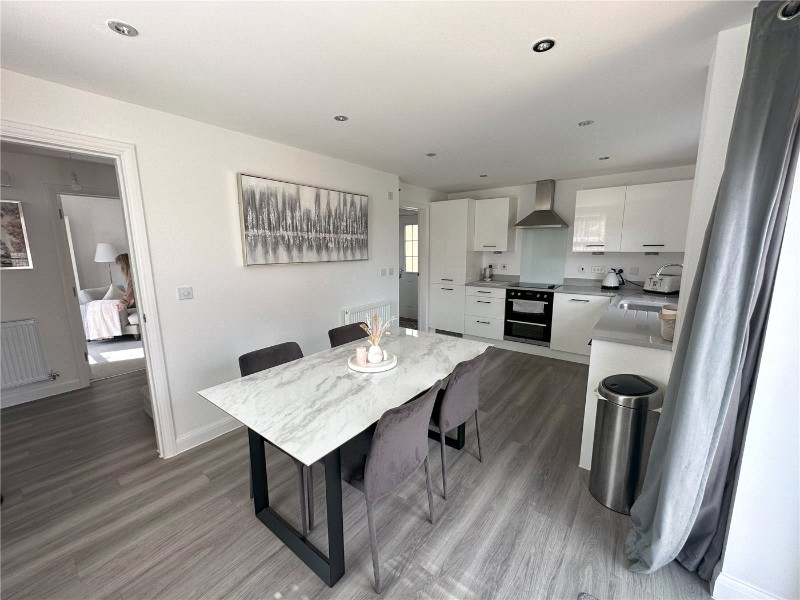 Great Crescent, Newbury, Berkshire, RG14