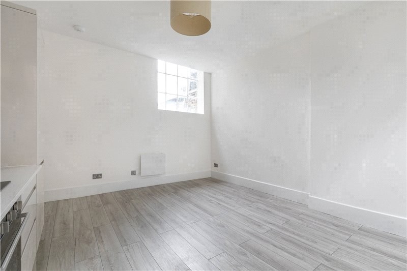 Spencer Mews, London, SW8