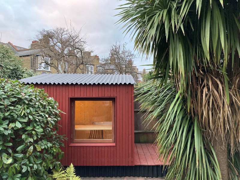 Kirkstall Avenue, London, N17