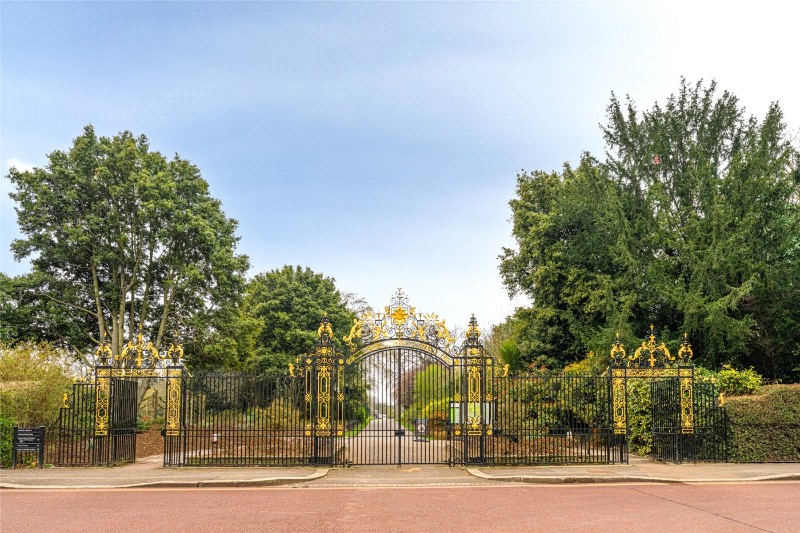 Imperial Court, Prince Albert Road, St John&#39;s Wood, London, NW8