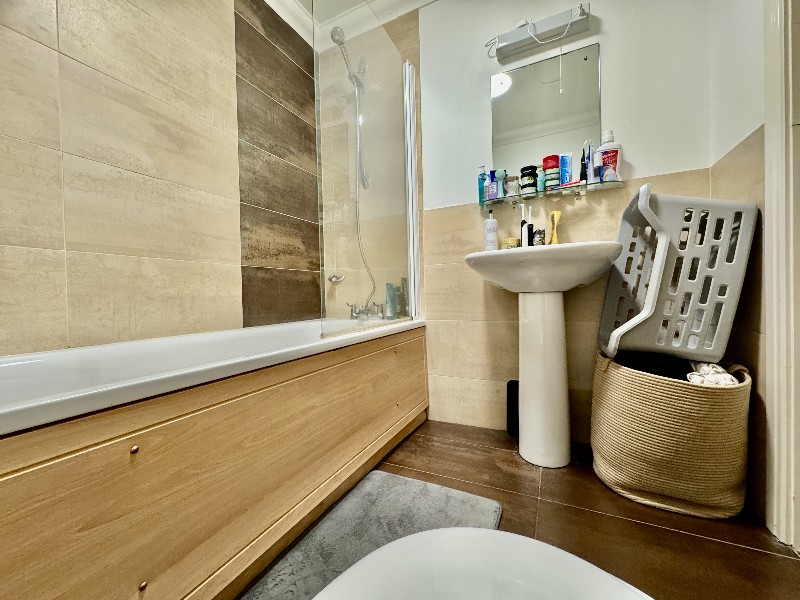 Alumhurst Road, Bournemouth, BH4