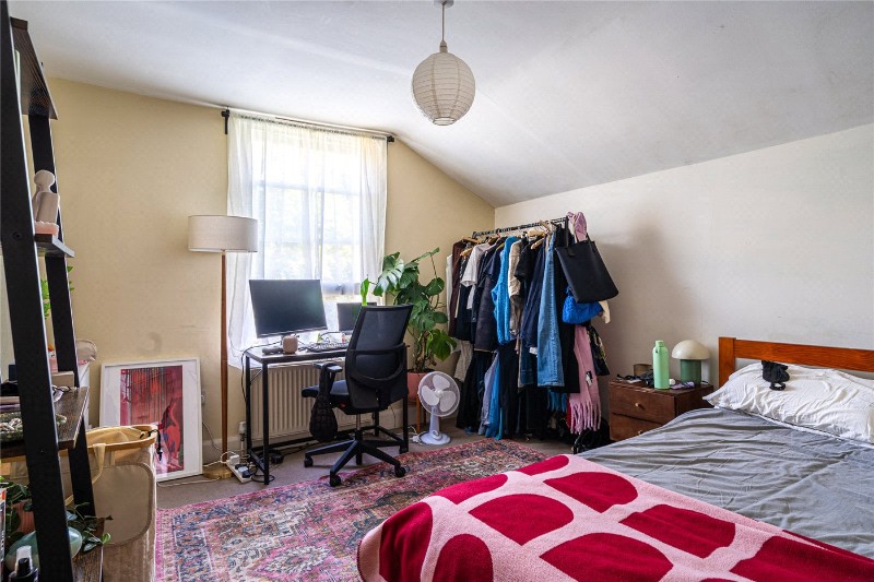 Gleneagle Road, London, SW16