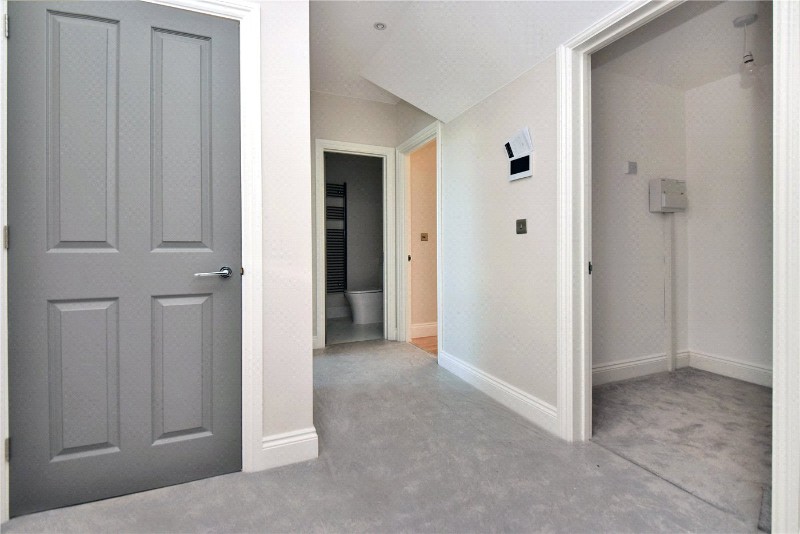 Holly Oak Close, Cheam, Sutton, SM2