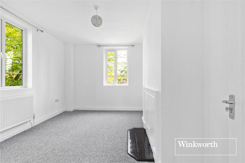 Waverley Grove, Finchley, London, N3