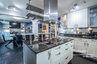 Golf Links Road, Ferndown, Dorset, BH22