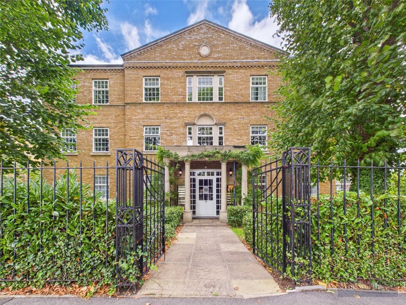 Balaclava Road, Surbiton, KT6