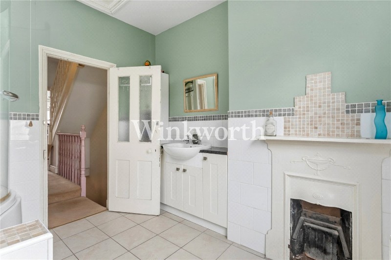 Clinton Road, London, N15