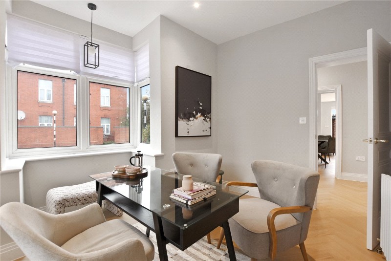 Peter Avenue, London, NW10