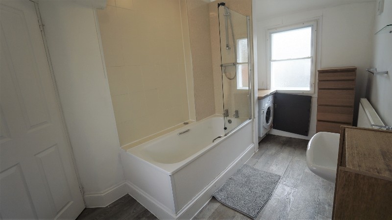 Cheltenham Road, Bristol, BS6