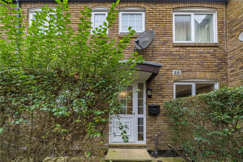 Russia Dock Road, London, SE16