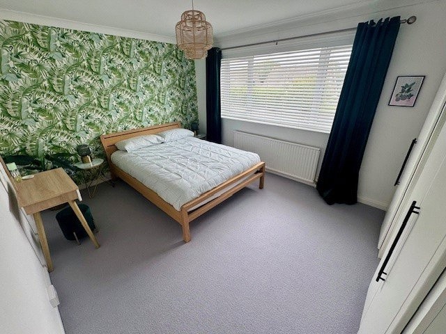 Victoria Road, Milford on Sea, Lymington, Hampshire, SO41