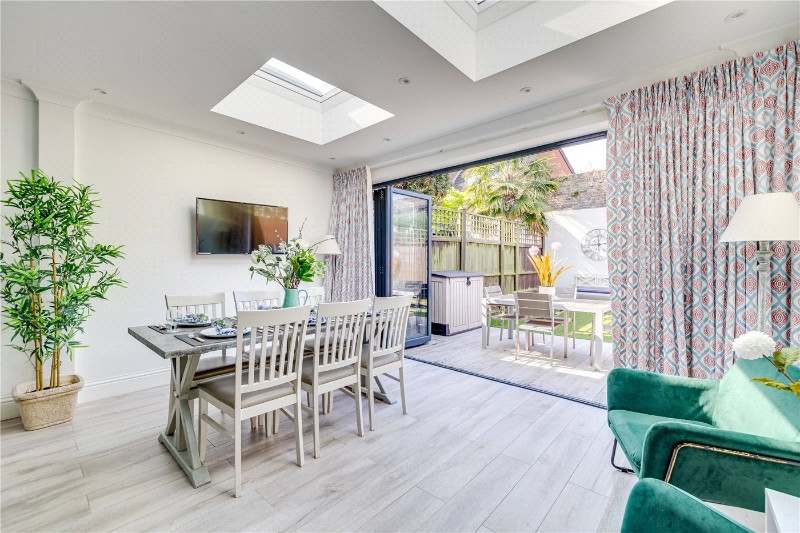 Tasso Road, London, W6