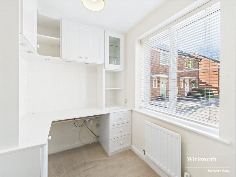 Roe Gardens, Three Mile Cross, Reading, RG7