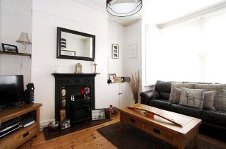 Lynton Avenue, London, UK, W13