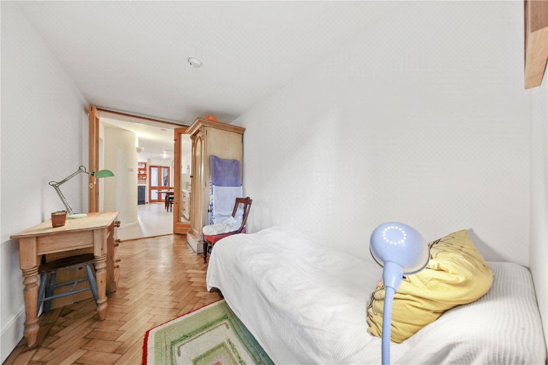 Elgin Crescent, London, W11