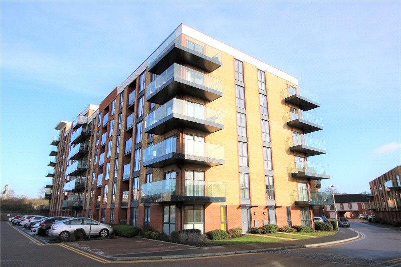 Oscar Wilde Road, Reading, Berkshire, RG1