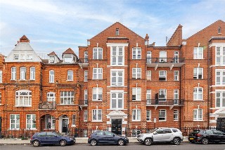Challoner Street, London, W14