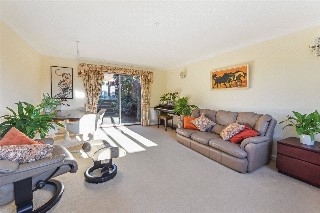 Harvest Close, Winchester, Hampshire, SO22