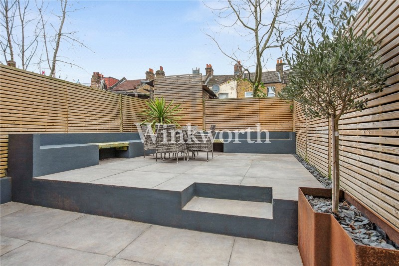 Woodside Gardens, London, N17