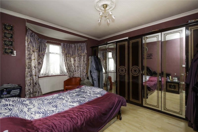 St. Dunstans Avenue, London, W3