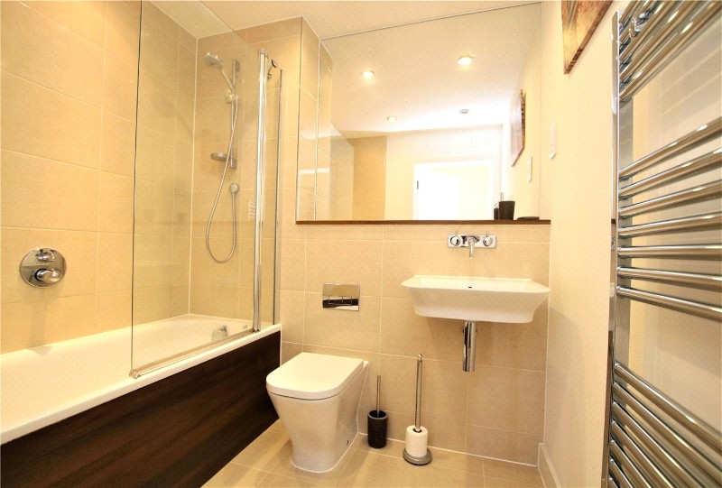 Drake Way, Reading, Berkshire, RG2