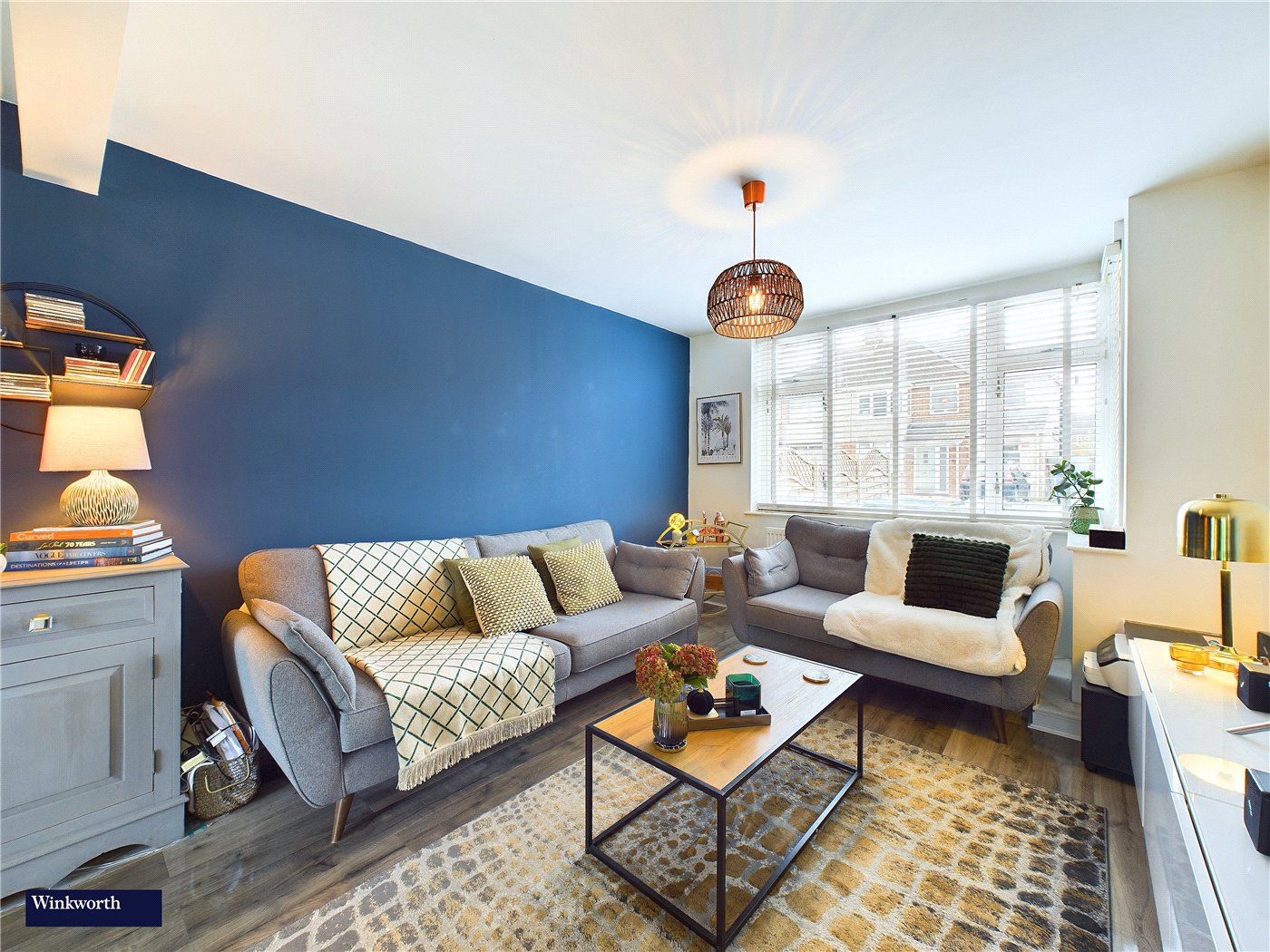 Sitting Room To Fron