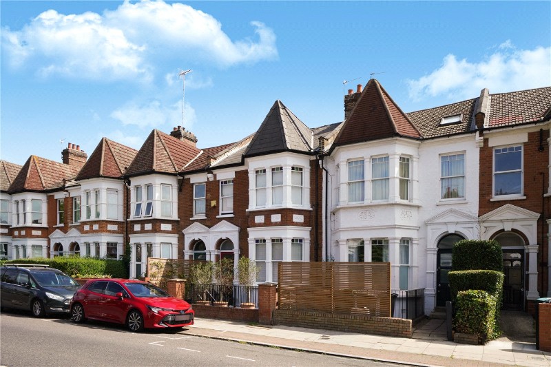 Ferme Park Road, London, N8