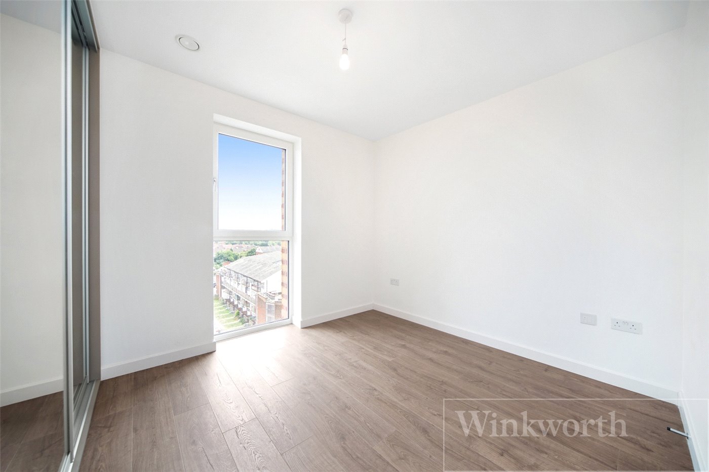 2 Bedroom Property To Rent In Damsel Walk Hendon London Nw9 Ref Kbs180164 £369 Pw