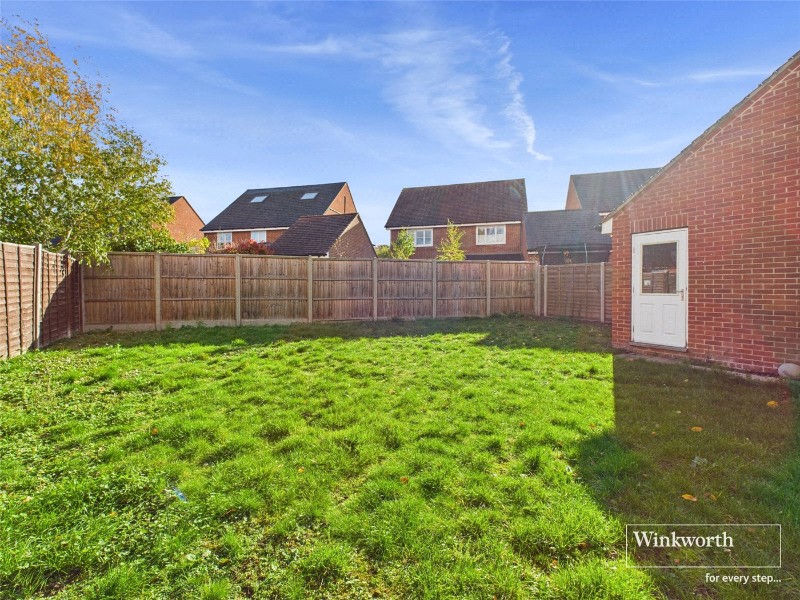 Roe Gardens, Three Mile Cross, Reading, RG7