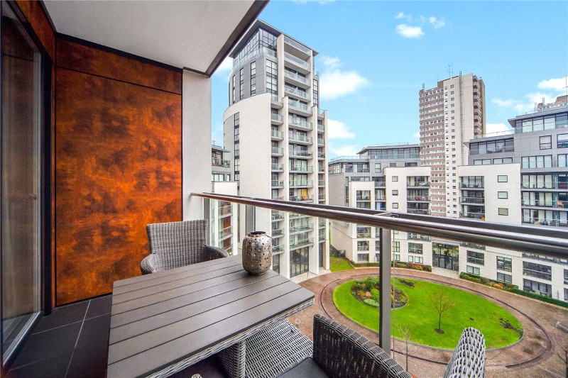 Pump House Crescent, Brentford, TW8