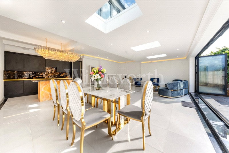 Purley Avenue, London, NW2