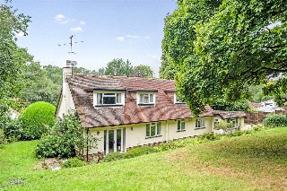 Hale House Lane, Churt, Farnham, Surrey, GU10