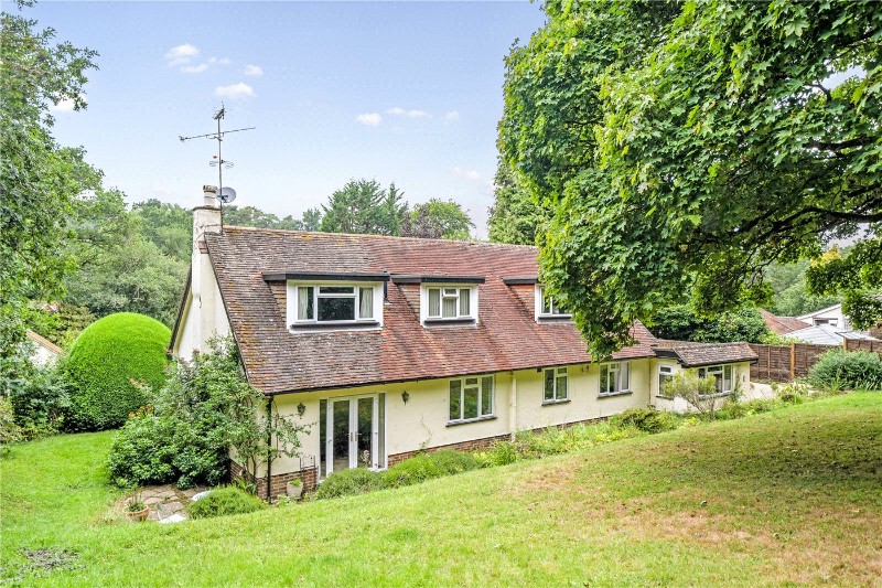 Hale House Lane, Churt, Farnham, Surrey, GU10