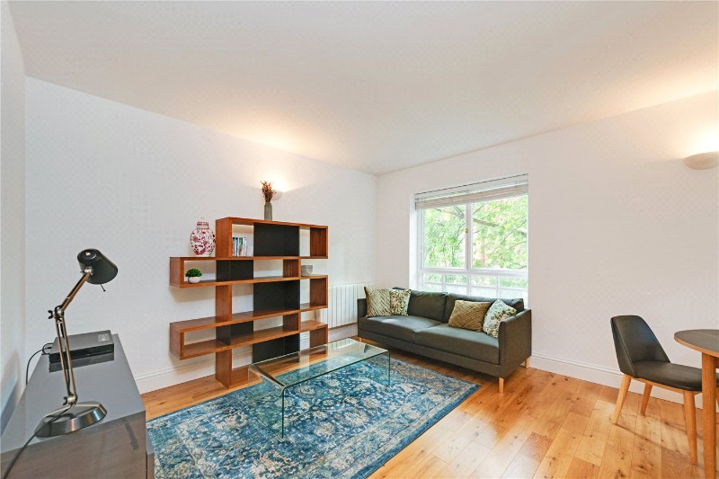 Rosebery Court, London, EC1R