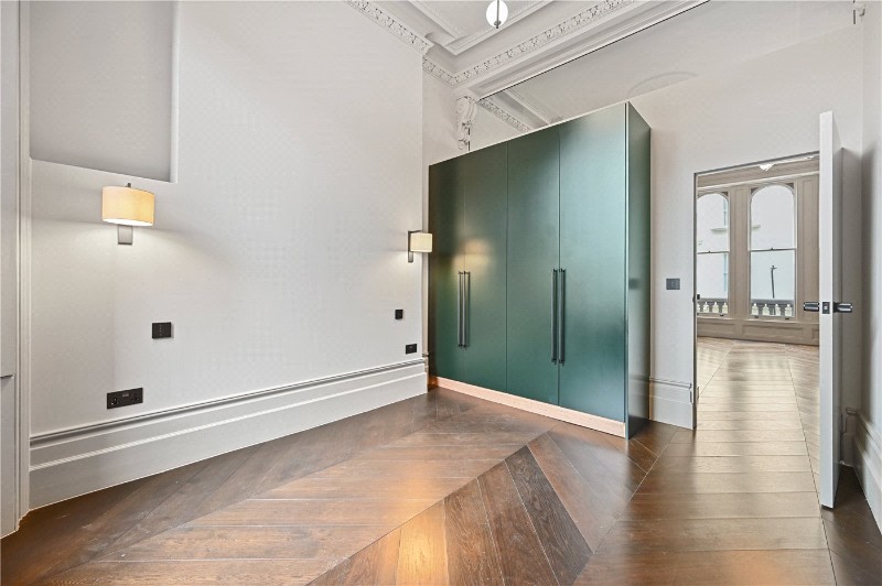 Kensington Gardens Square, London, W2