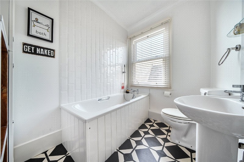 Albert Road, London, SE25