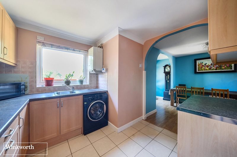 Novello Close, Basingstoke, Hampshire, RG22