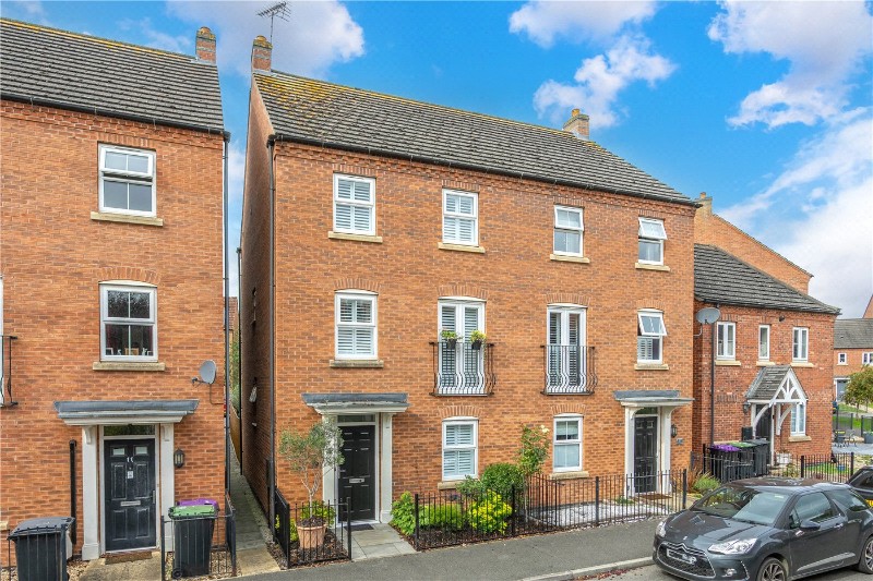 Renfrew Drive, Greylees, Sleaford, NG34