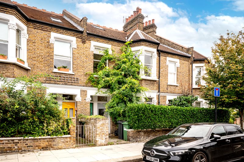 Eynham Road, London, W12