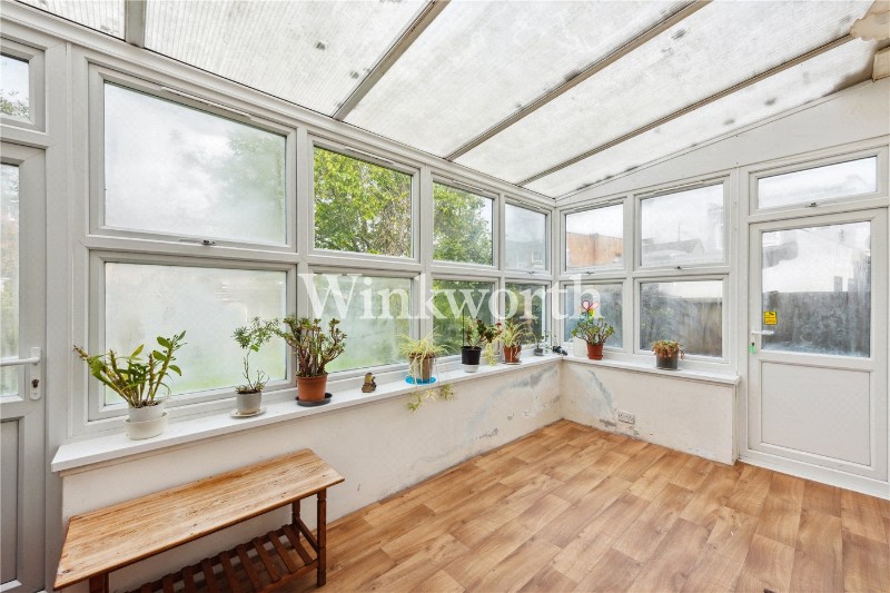 Kelvin Avenue, London, N13