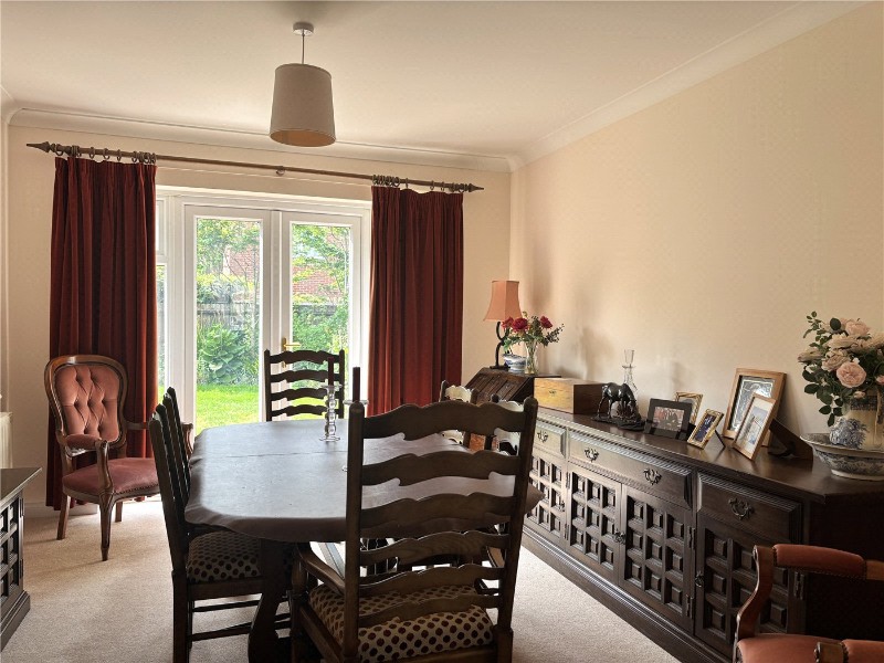Fruitfields Close, Devizes, Wiltshire, SN10