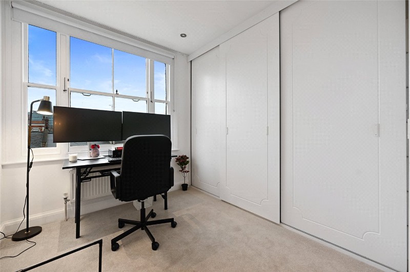 Lakeside Road, Brook Green, London, W14
