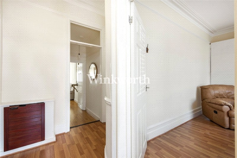 Spencer Avenue, London, N13