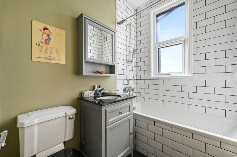 Thorpebank Road, London, W12