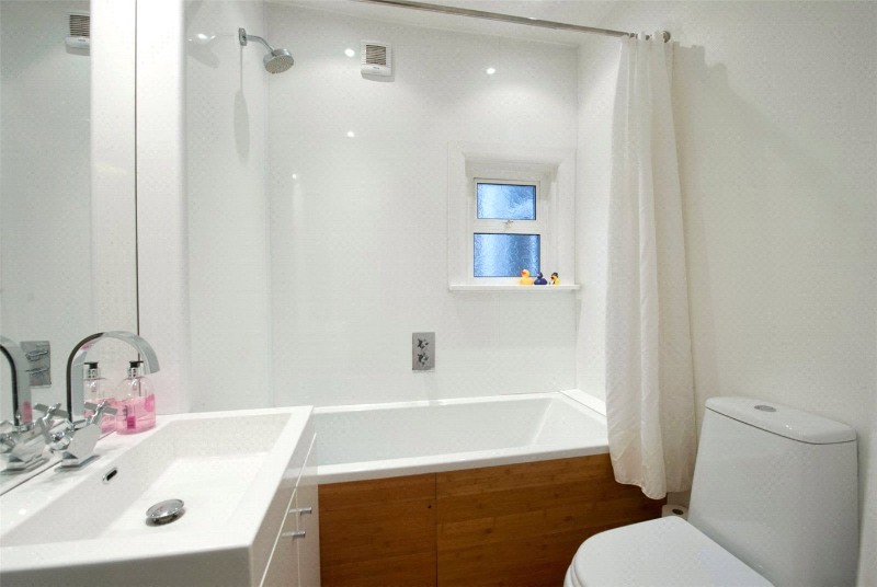 Kings Road, London, NW10