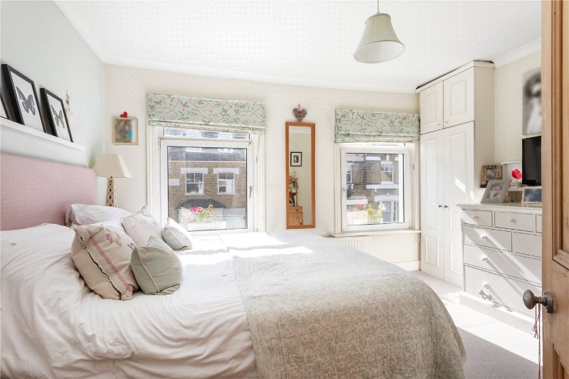 Standen Road, London, SW18