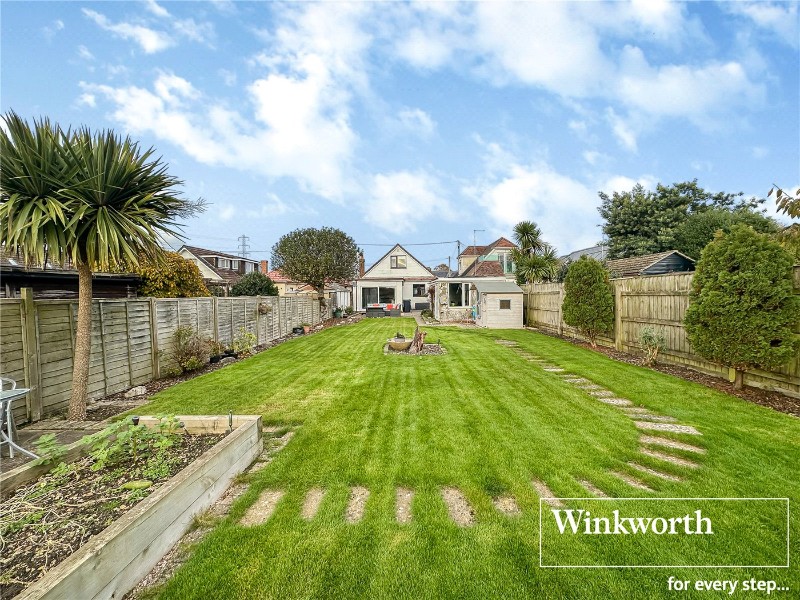High Mead, Longham, Ferndown, Dorset, BH22