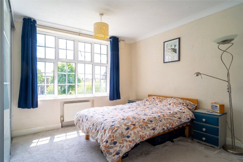 Leigham Avenue, London, SW16