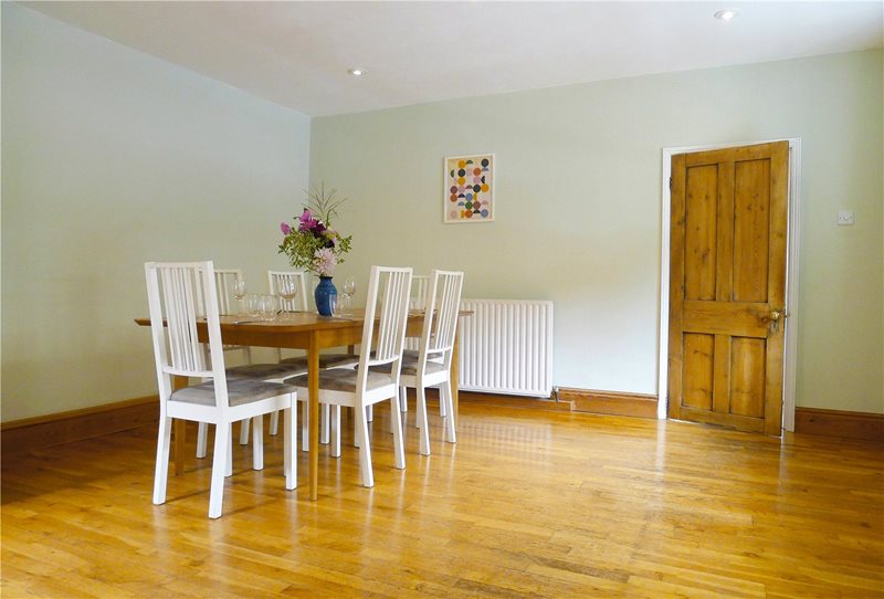 Stoner Hill Road, Froxfield, Petersfield, GU32